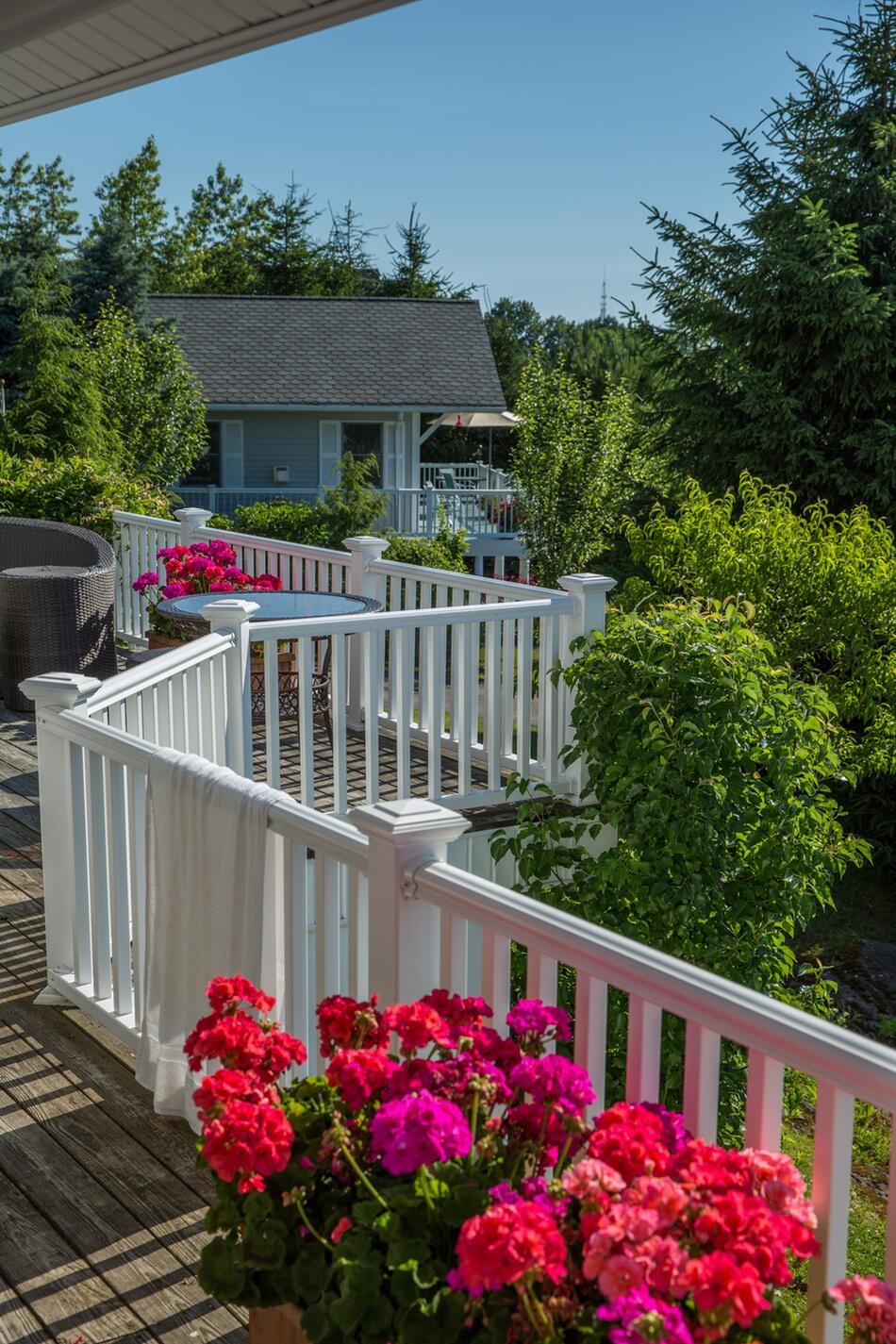 886 Commercial Street Rockport ME 04856