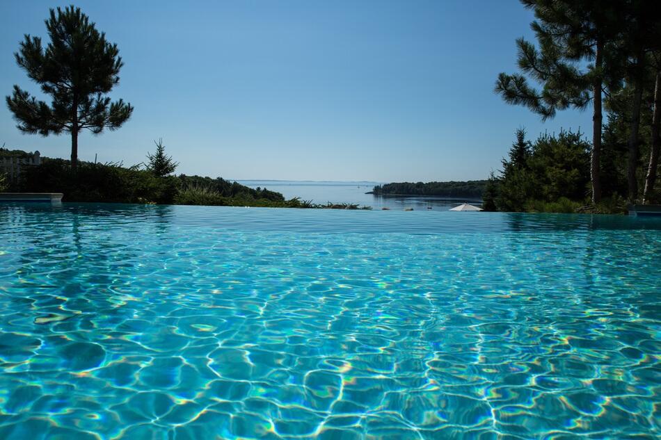 886 Commercial Street Rockport ME 04856