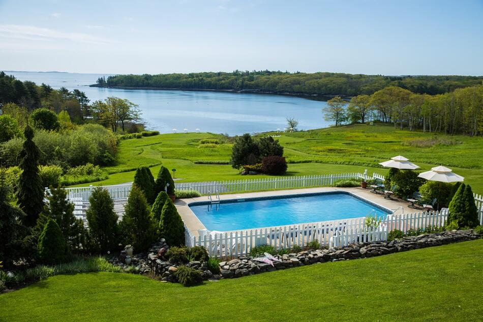 886 Commercial Street Rockport ME 04856