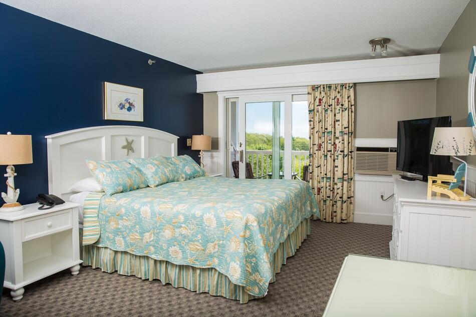 886 Commercial Street Rockport ME 04856