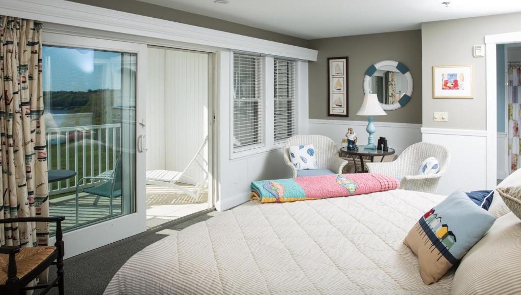 886 Commercial Street Rockport ME 04856