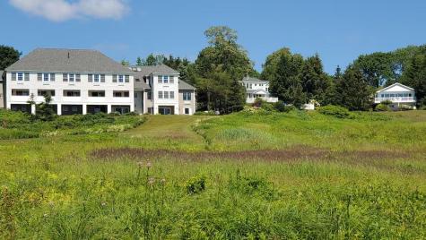 886 Commercial Street Rockport ME 04856