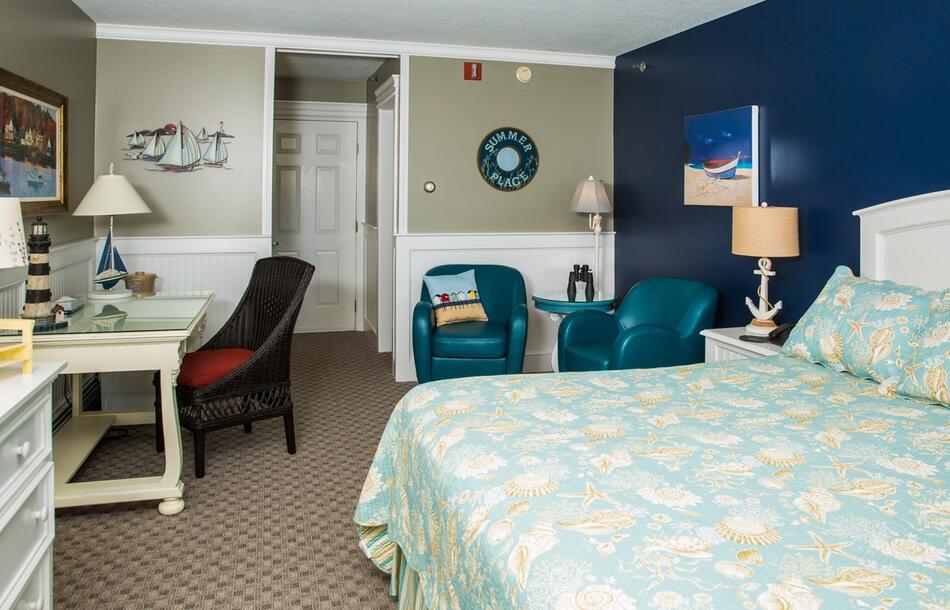 886 Commercial Street Rockport ME 04856