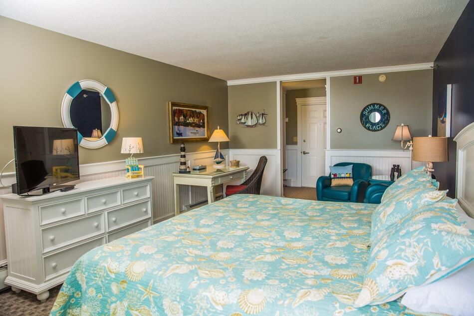 886 Commercial Street Rockport ME 04856