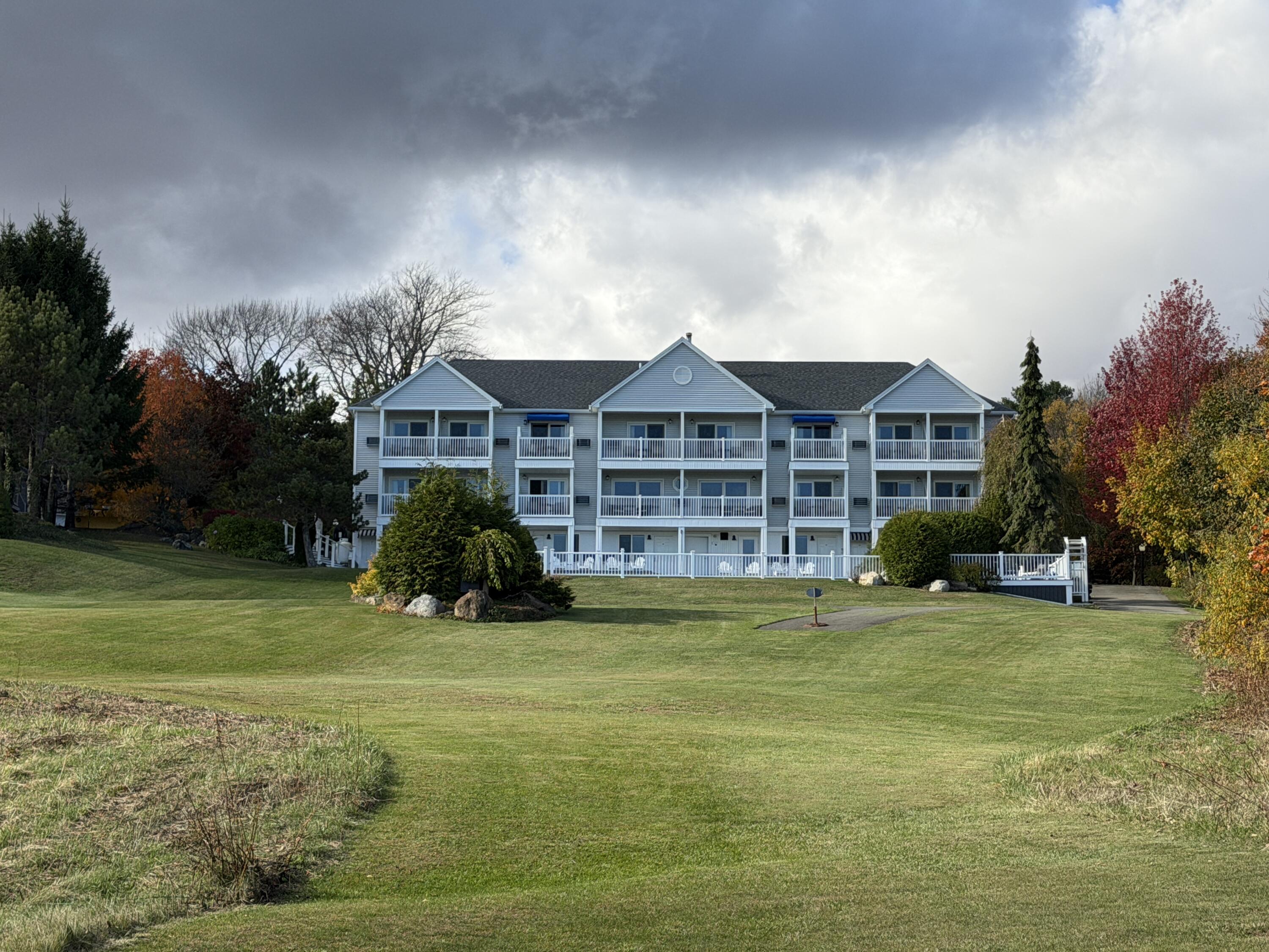 886 Commercial Street Rockport ME 04856