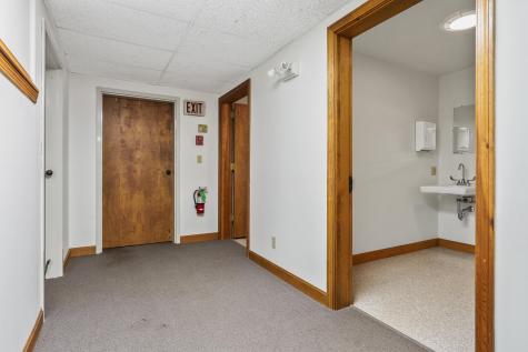 22 Parkers Way Brunswick ME 04011