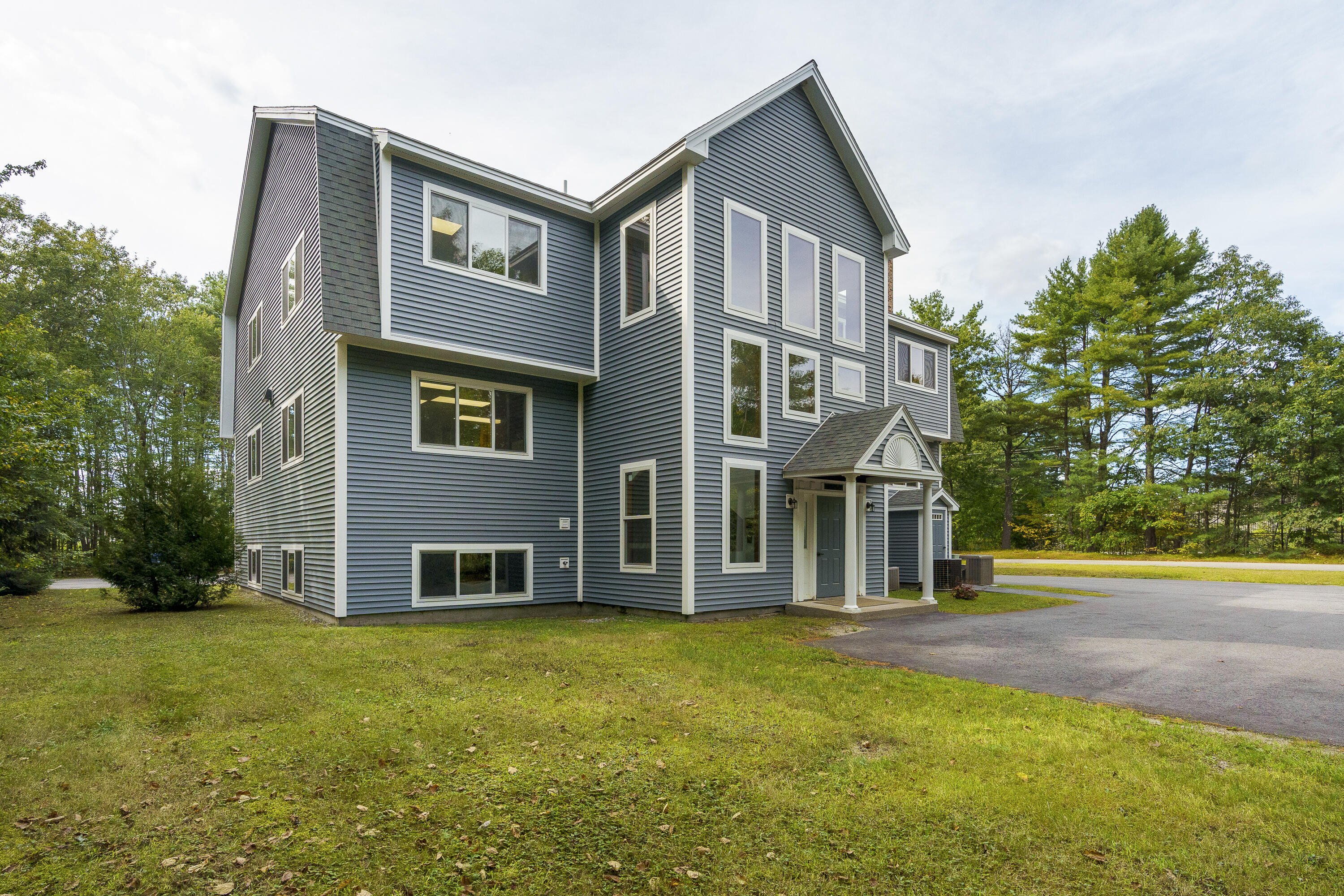 22 Parkers Way Brunswick ME 04011