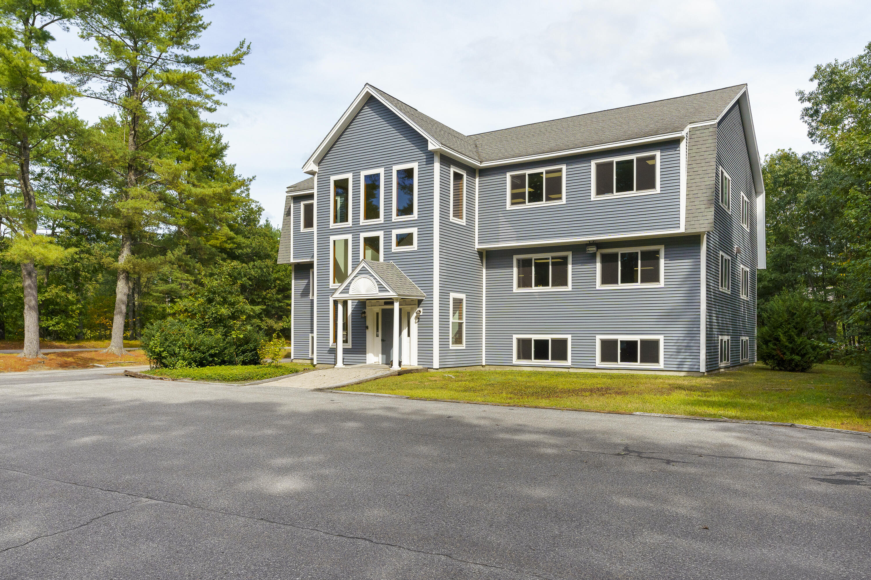 22 Parkers Way Brunswick ME 04011