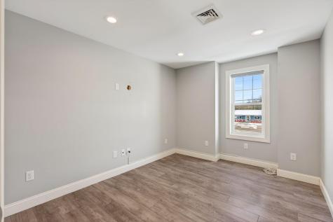 630 Roosevelt Trail Windham ME 04062
