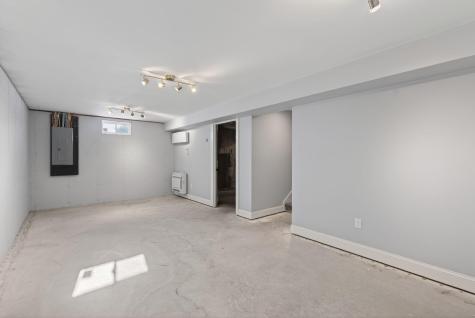630 Roosevelt Trail Windham ME 04062
