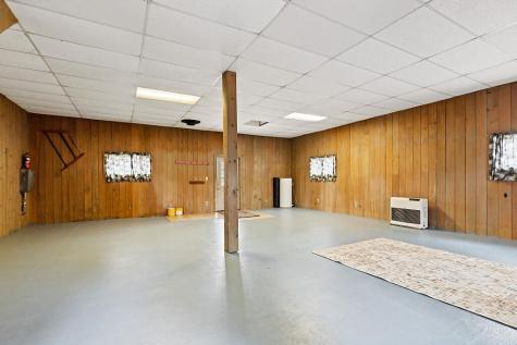 585 Riverside Drive Augusta ME 04330