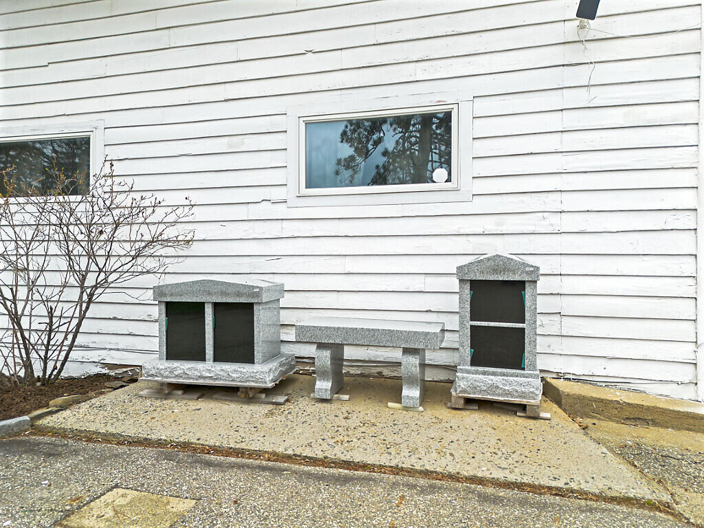 585 Riverside Drive Augusta ME 04330