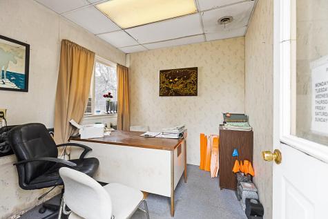585 Riverside Drive Augusta ME 04330