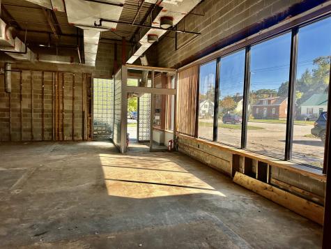637 Minot Avenue Auburn ME 04210