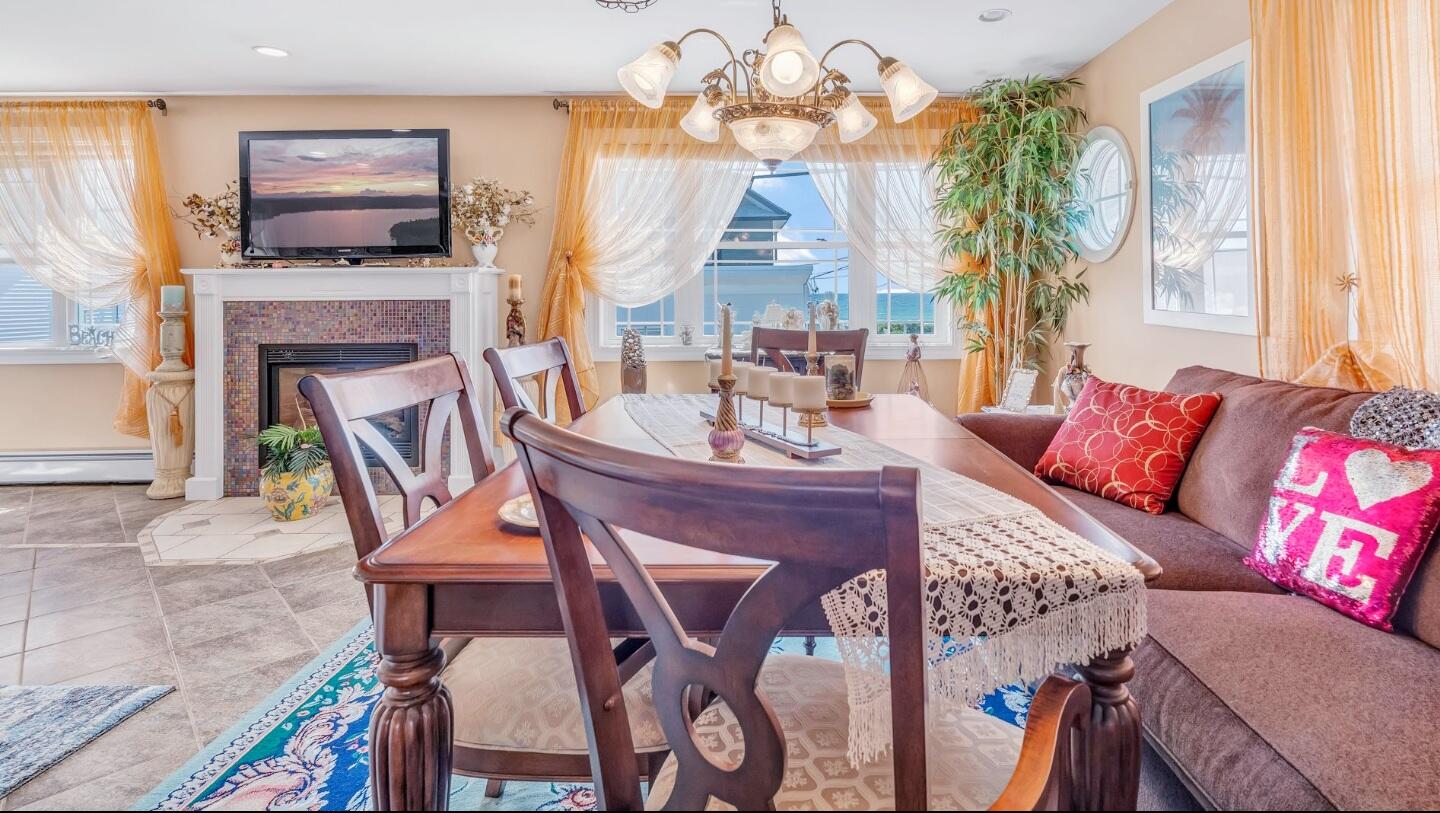 185 E Grand Avenue Old Orchard Beach ME 04064