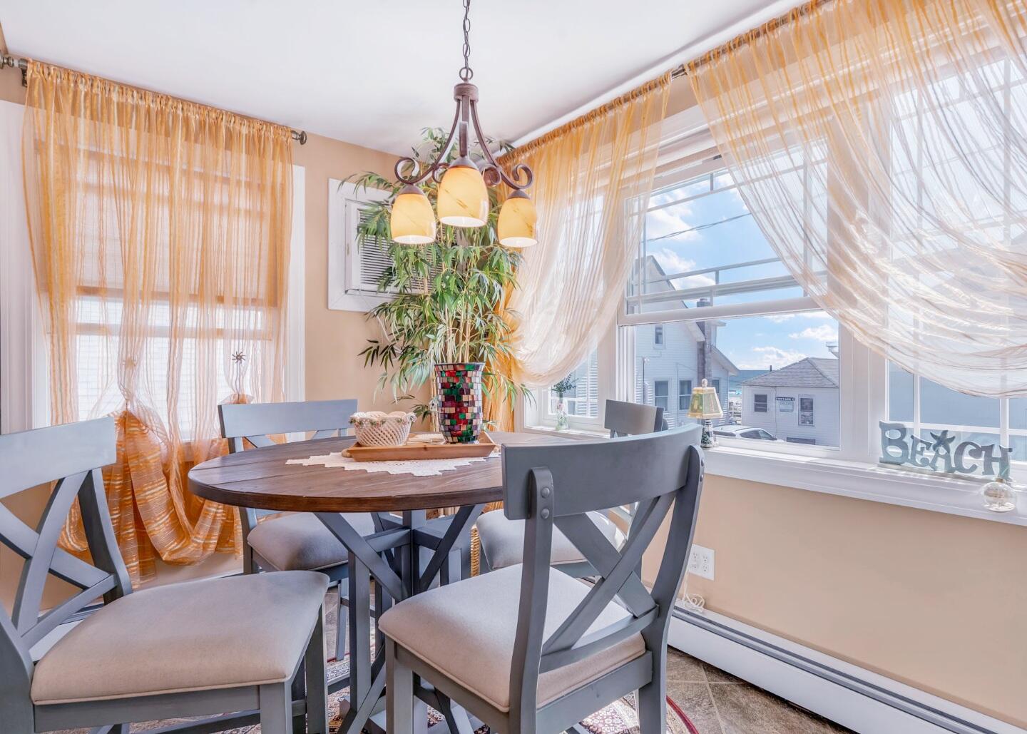 185 E Grand Avenue Old Orchard Beach ME 04064