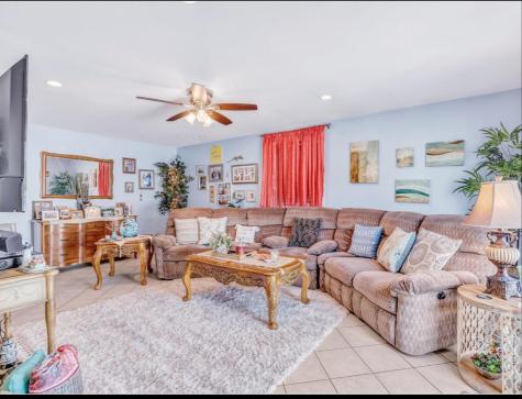 185 E Grand Avenue Old Orchard Beach ME 04064