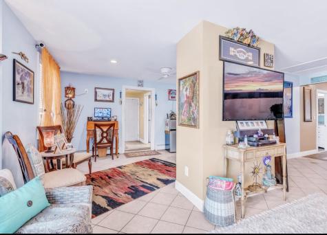 185 E Grand Avenue Old Orchard Beach ME 04064