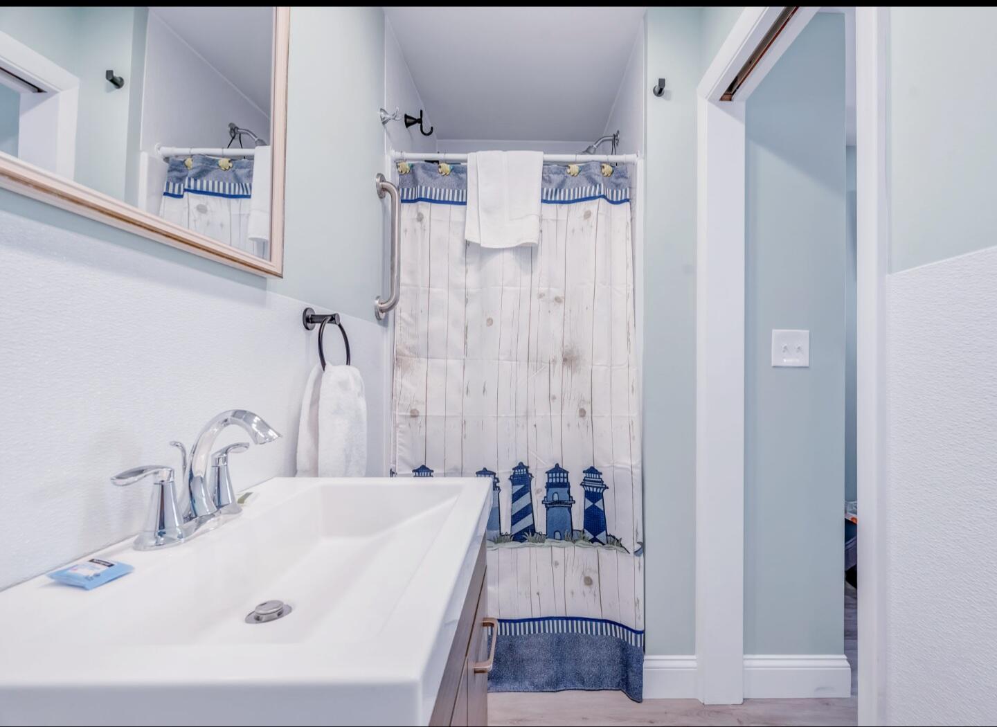 185 E Grand Avenue Old Orchard Beach ME 04064