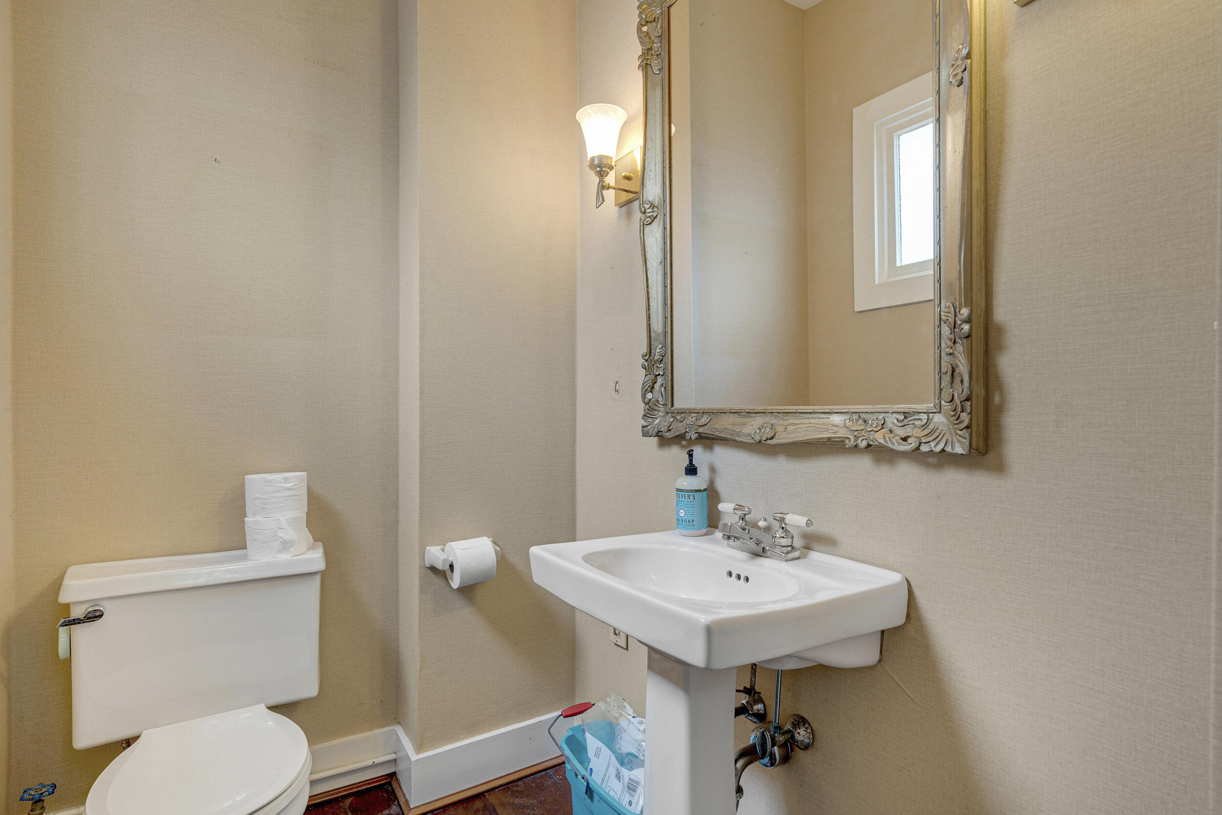 11 Mechanic Street Freeport ME 04032