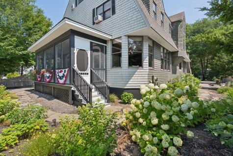 61 Fletcher Street Kennebunk ME 04043
