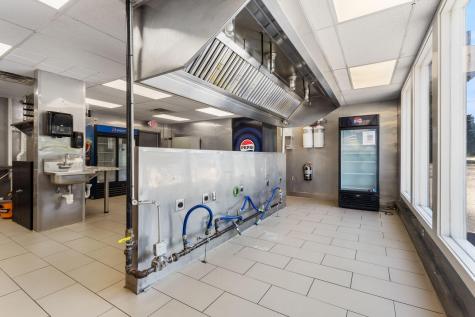 21 Buxton Road Saco ME 04072