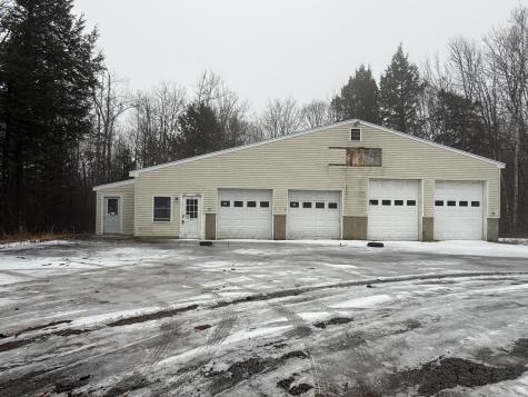 154 Augusta Road Washington ME 04574
