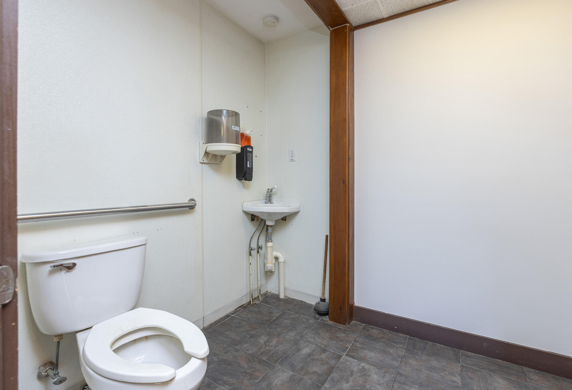 407 Hallowell Road Pownal ME 04069