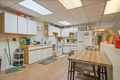 673 Main Road N Hampden ME 04444