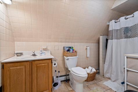 673 Main Road N Hampden ME 04444