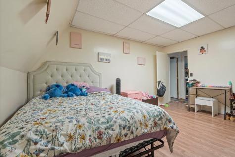 673 Main Road N Hampden ME 04444