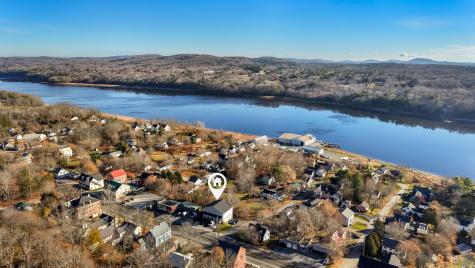 136 Main Street Winterport ME 04496