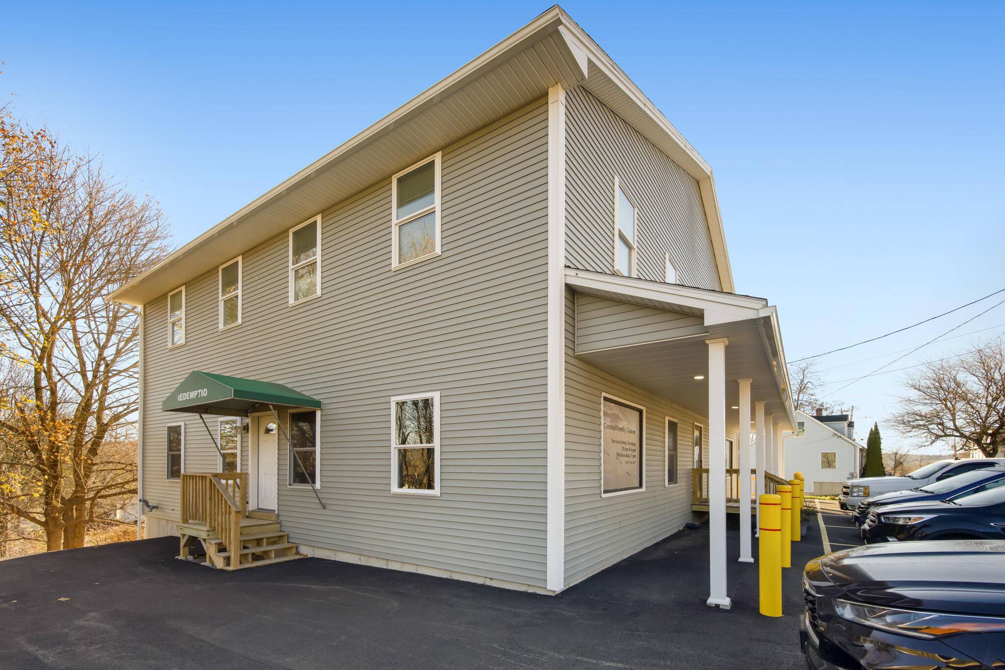 136 Main Street Winterport ME 04496