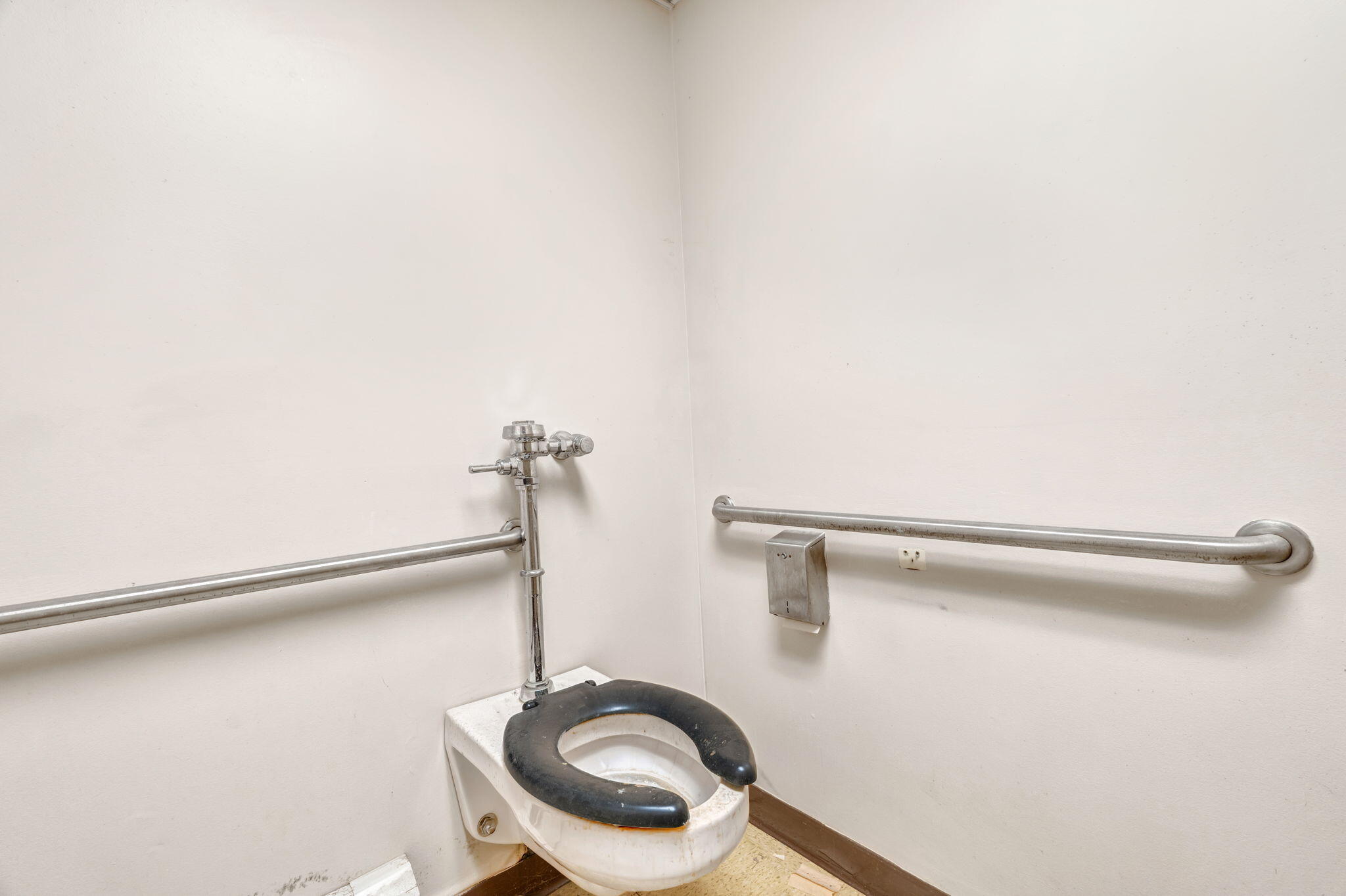 85 Park Street Lewiston ME 04240