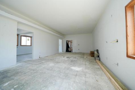 52 Augusta Road Whitefield ME 04353