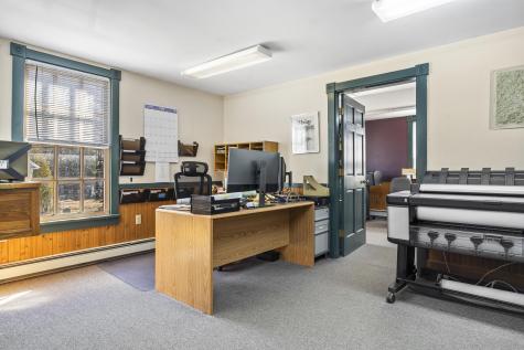 1037 Wiscasset Road Boothbay ME 04537