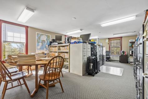 1037 Wiscasset Road Boothbay ME 04537