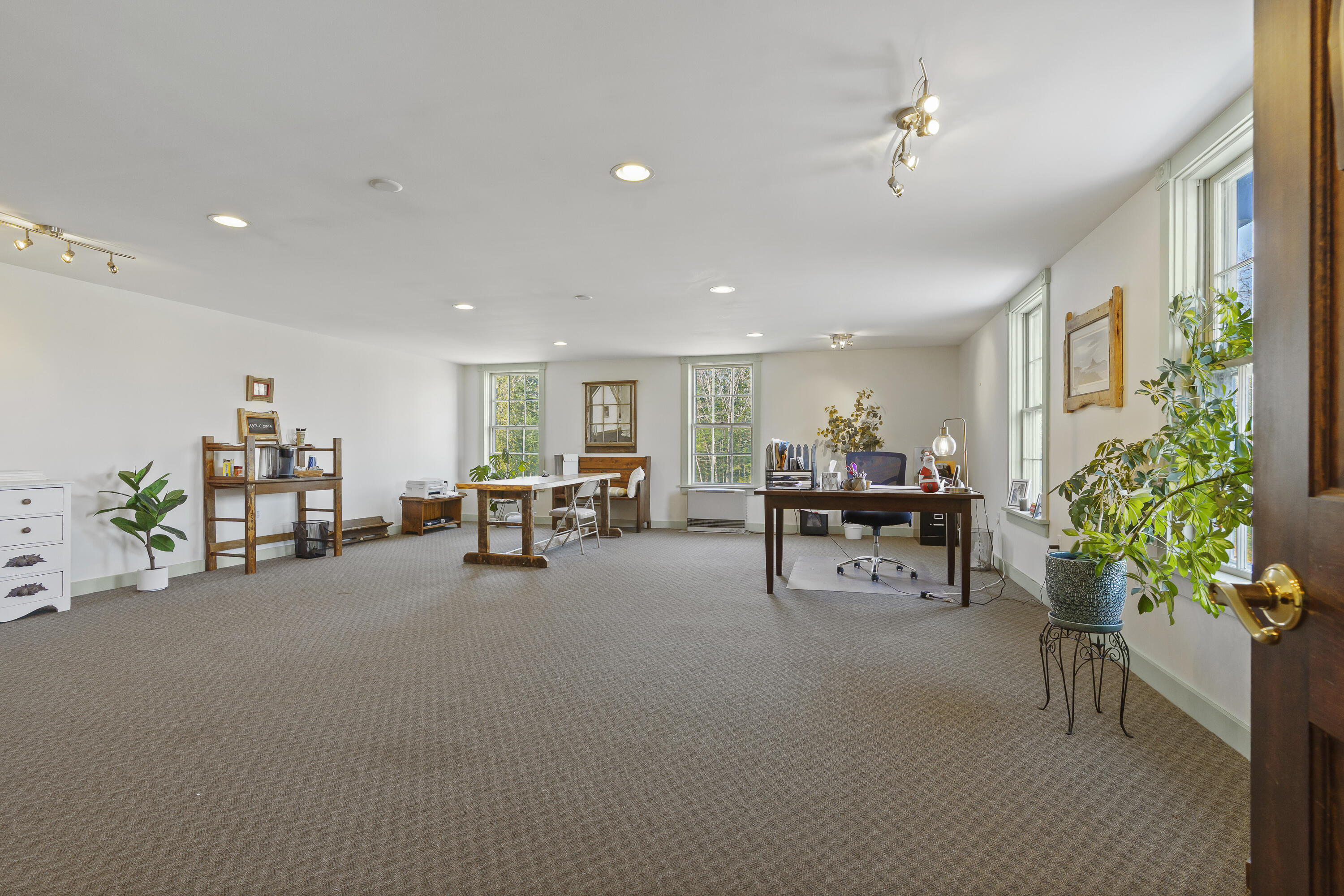 1037 Wiscasset Road Boothbay ME 04537