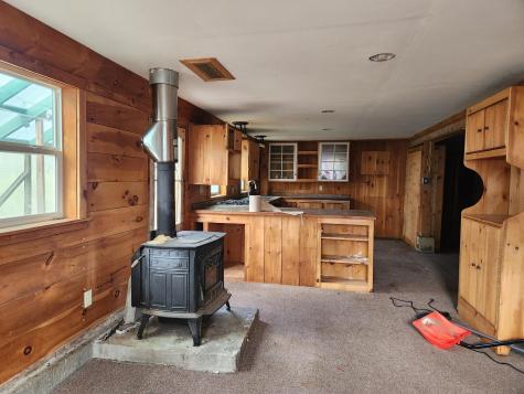 1257 N Pond Road Warren ME 04864
