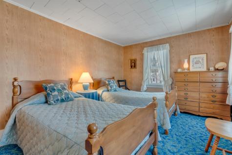 192 Ossipee Trail Limington ME 04049