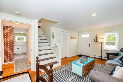 281 York Street York ME 03909