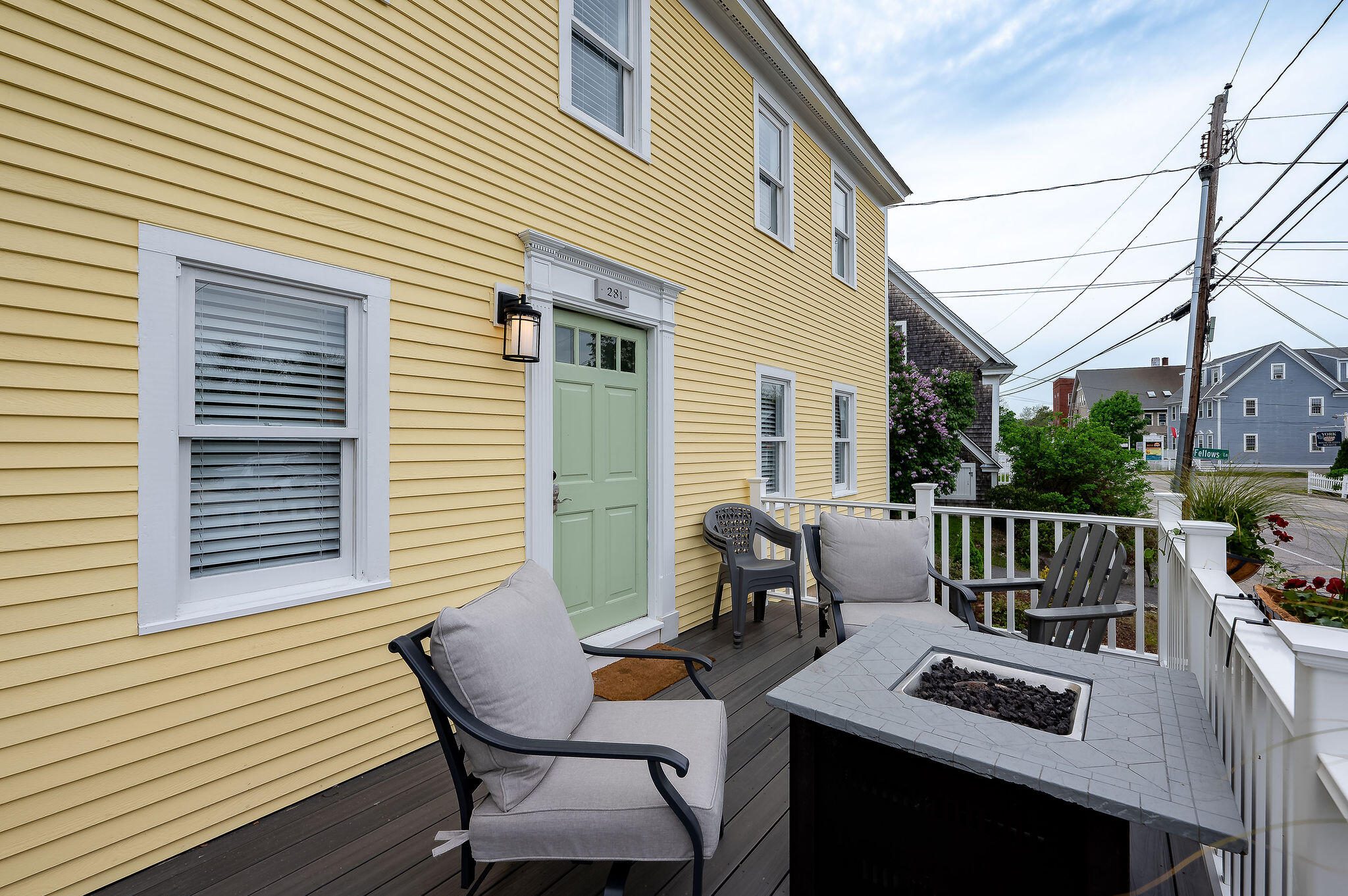 281 York Street York ME 03909
