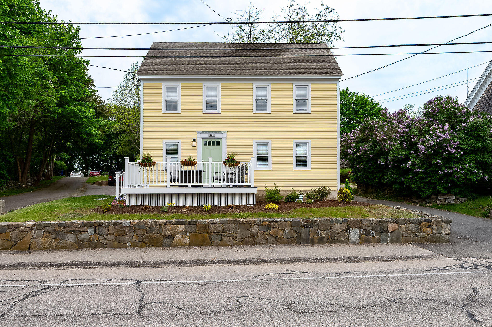 281 York Street York ME 03909