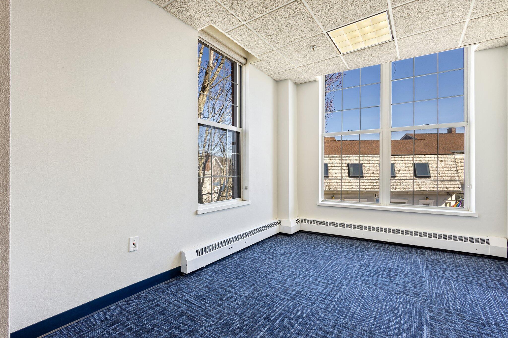 4 Townsend Avenue Boothbay Harbor ME 04538