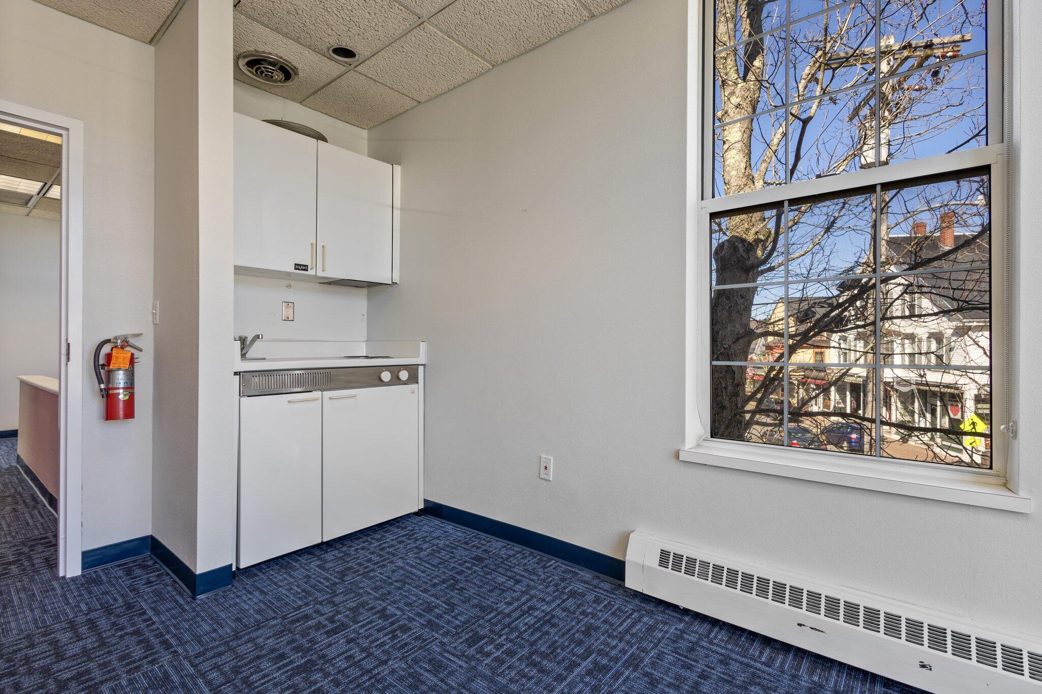 4 Townsend Avenue Boothbay Harbor ME 04538