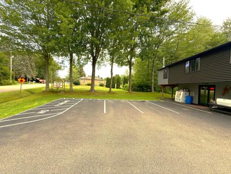 208 New Road Arundel ME 04046