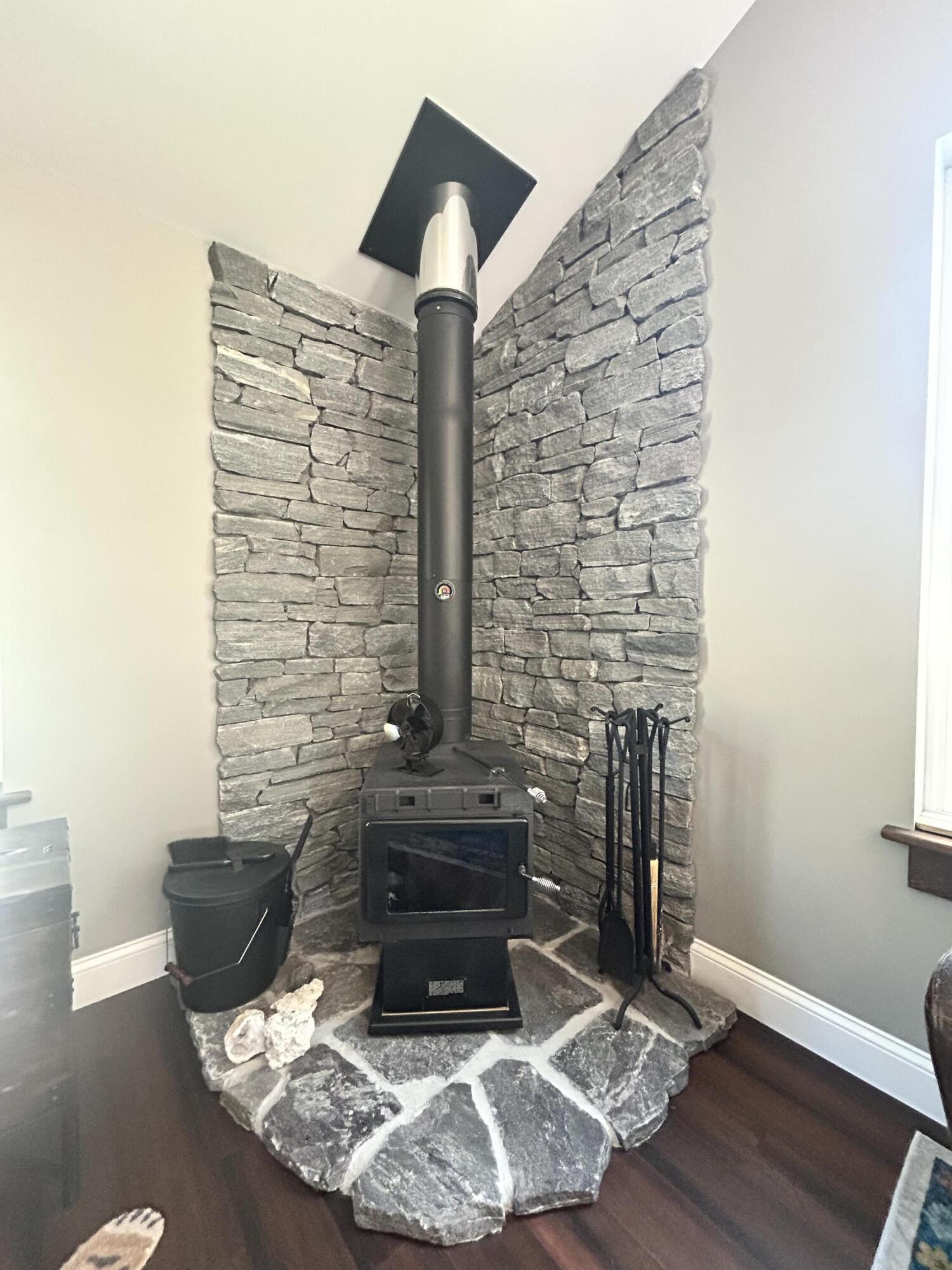 208 New Road Arundel ME 04046