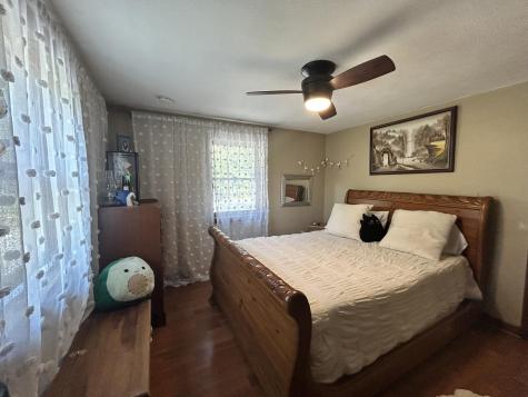 208 New Road Arundel ME 04046