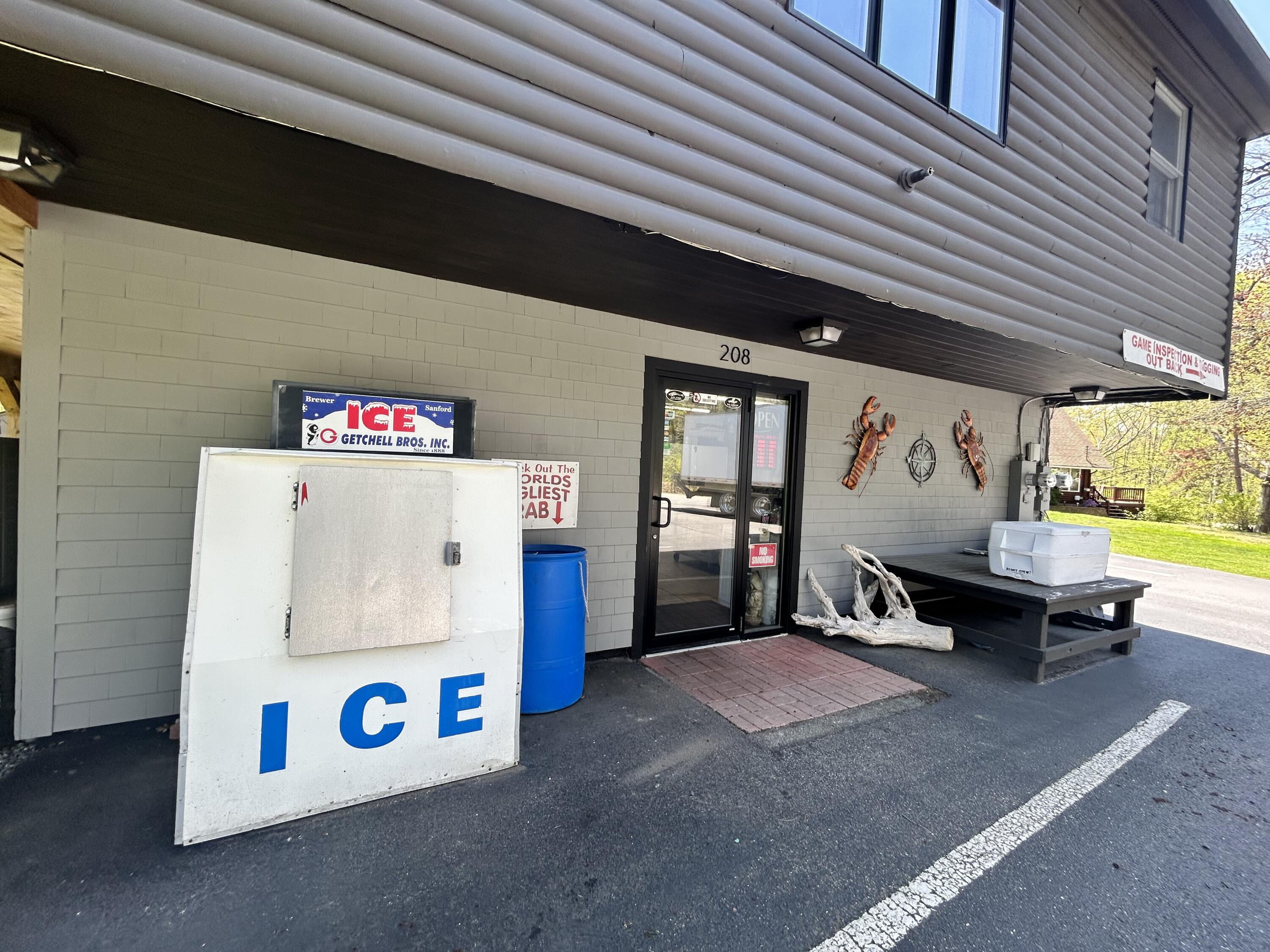 208 New Road Arundel ME 04046