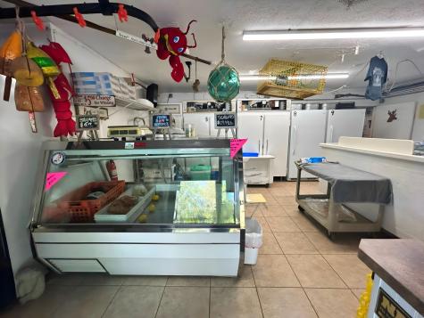 208 New Road Arundel ME 04046